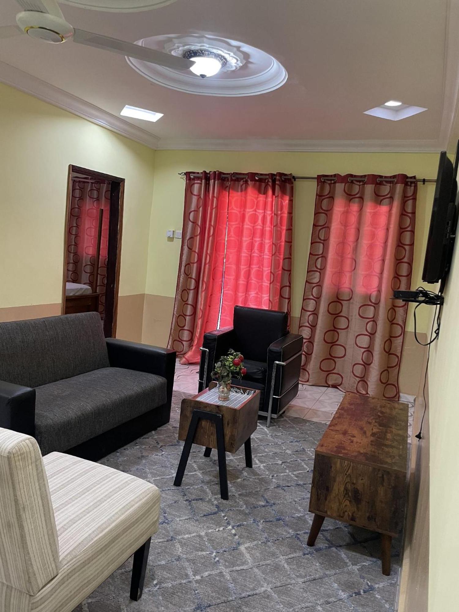 Faith And Grace Guest House Lamin Beretto Exteriér fotografie
